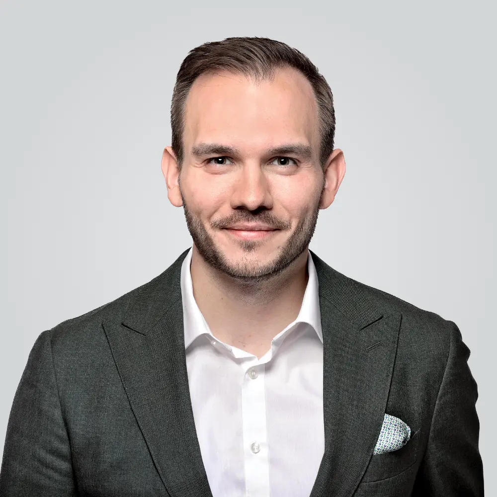 Alexander Paukovic Deutsche Firmenkredit Partner